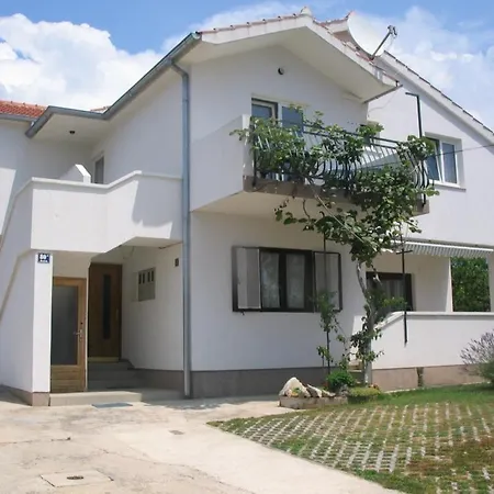 In With Sea View, Balcony, Air Conditioning, Wifi 612-1 Apartment Vodice