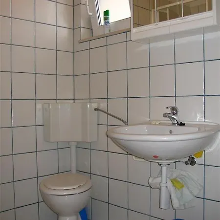 Apartment In With Sea View, Balcony, Air Conditioning, Wifi 612-1 *