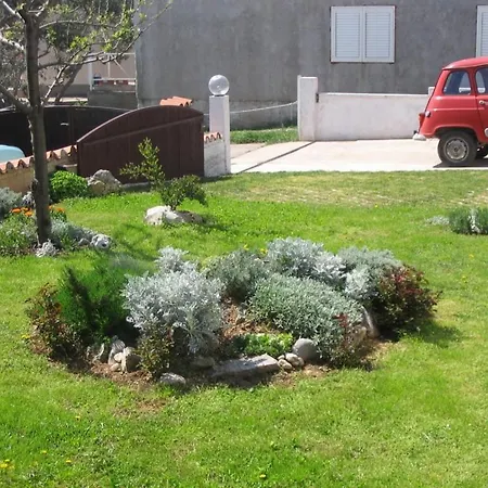 Apartment In With Sea View, Balcony, Air Conditioning, Wifi 612-1 Vodice