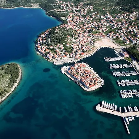 In With Sea View, Balcony, Air Conditioning, Wifi 612-1 Apartment Vodice